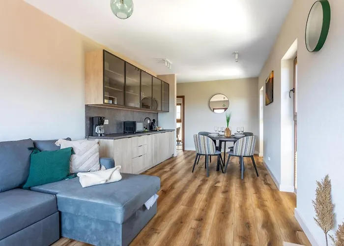 Park C9-z Dostepem Do Basenu, Sauny, Jacuzzi, Silowni